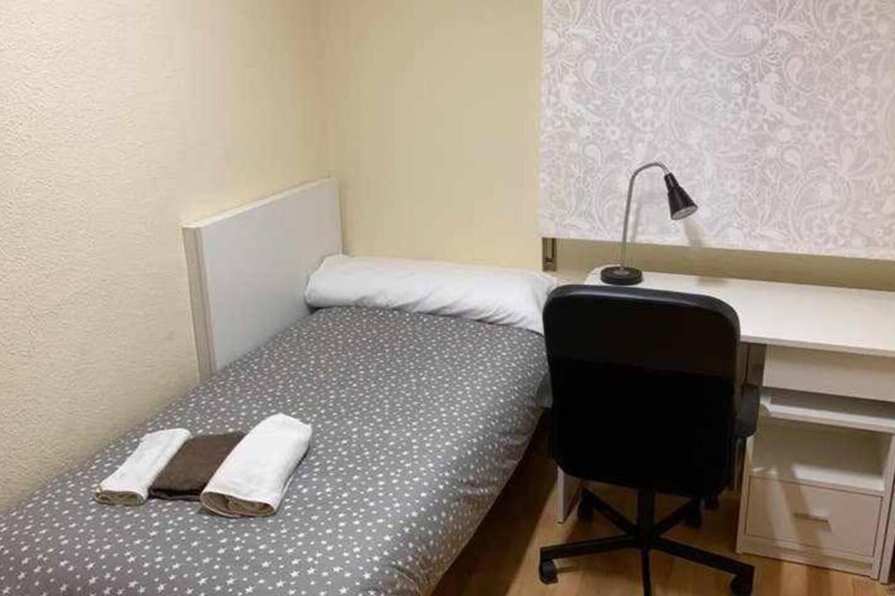 לינה וארוחת בוקר מדריד Residencia 12 Octubre מראה חיצוני תמונה