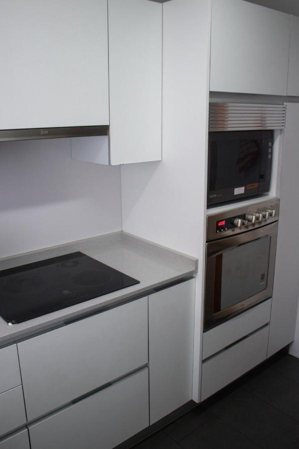 לינה וארוחת בוקר מדריד Residencia 12 Octubre מראה חיצוני תמונה